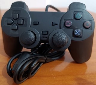 1 Joystick PS2 nuovo