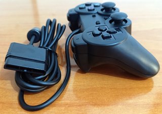 1 Joystick PS2 nuovo