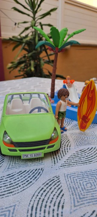 Playmobil 6069 Surfista + Piscina 6673