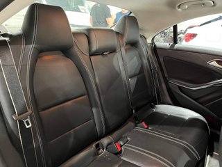 Mercedes-Benz Clase CLA 200