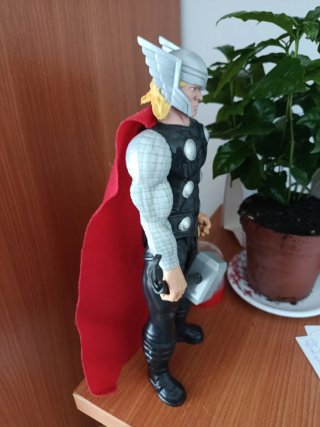 Figura Thor Marvel Juguete
