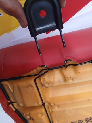 Juego de asientos Fiat 500 cuero rojo.