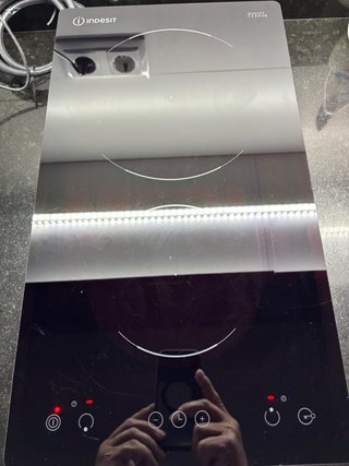 Placa Inducción Indesit 2 fuegos