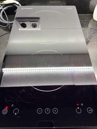 Placa Inducción Indesit 2 fuegos