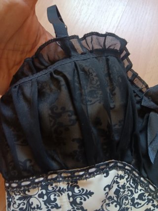Corse Top Encaje Negro Blanco Talla L
