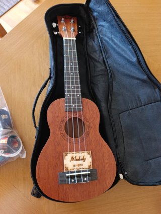 Ukelele soprano Muslady 21 pulgadas