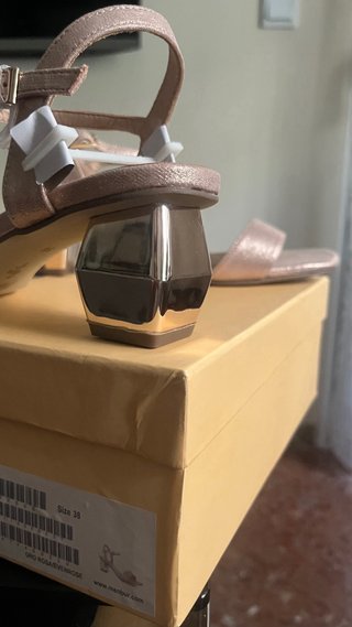 Sandalias elegantes rosa-oro Talla 38