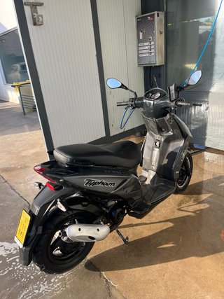 Piaggio Typhoon 50 Negra/Gris