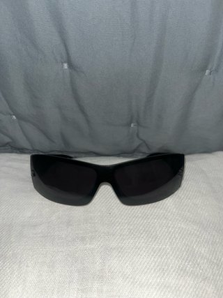 Gafas de sol Tous negras con pedrería