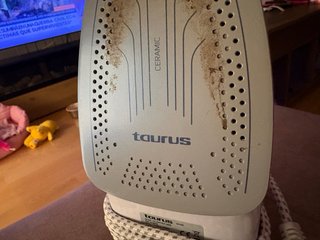 Plancha de Ropa Taurus Atlantida 3000W