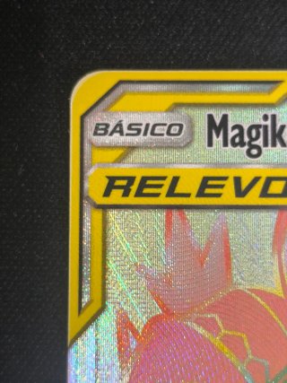 Magikarp y Wailord GX Arcoíris 183/181