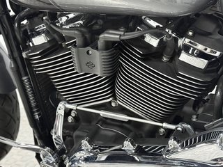HARLEY DAVIDSON SPORT GLIDE
