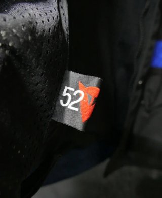 Chaqueta Dainese Moto Azul y Negra