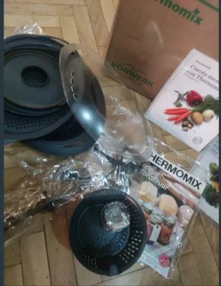 Thermomix TM 31 con accesorios