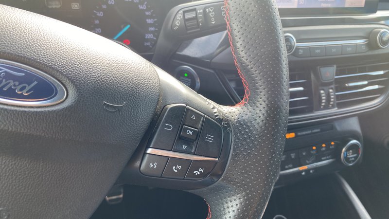 Ford Focus 1.0 Ecoboost ST-Line 2020, foto 31