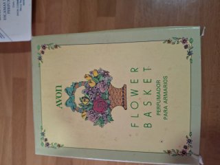 Avon Flower Basket Perfumador Vintage