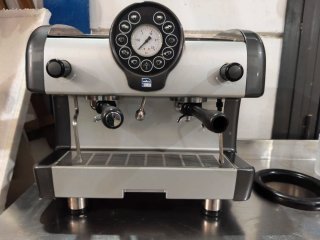 Cafetera lavazza blue line profesional