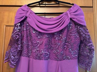 Vestido de fiesta morado