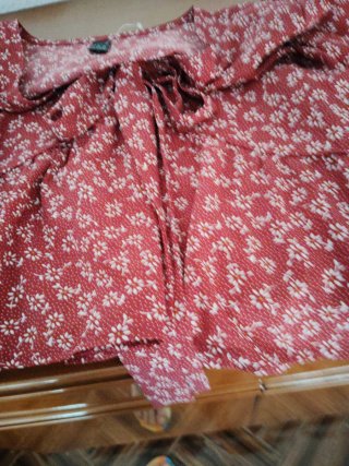 Camisa SHEIN Estampada Flores Talla L