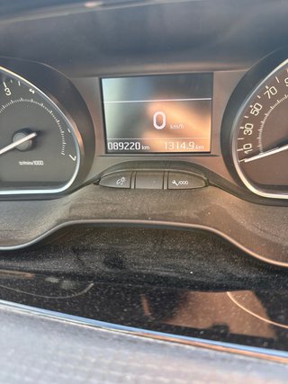 Peugeot 2008 2016 etiquetaC