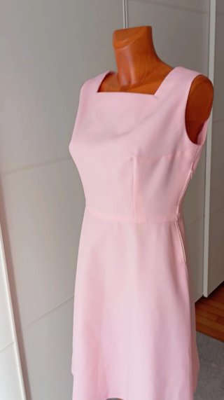 Vestido vintage rosa escote cuadrado. Talla 38/40