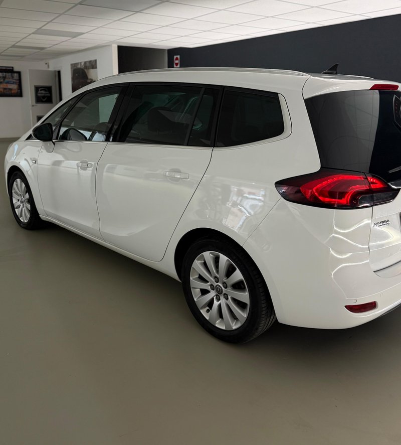 Opel Zafira 2014, foto 3