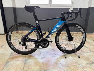 Canyon Aeroad CF SLX Movistar Team