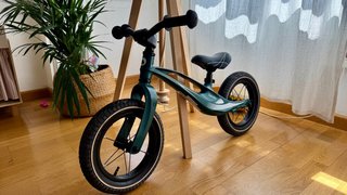Bicicleta de equilibrio Lionelo Bart Air