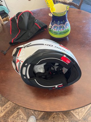 Casco de moto NZI