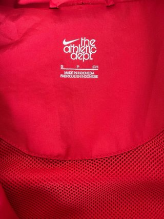 Chaqueta retro Nike ATHDEPT Roja y Gris