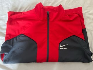 Chaqueta retro Nike ATHDEPT Roja y Gris