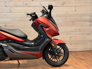 Honda Forza 125
