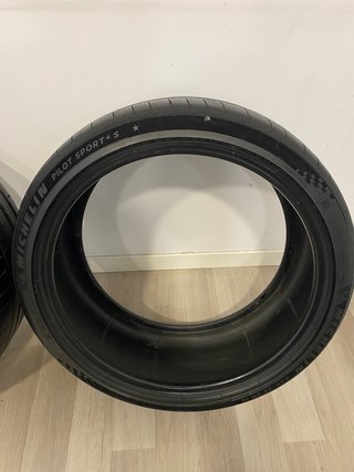 Michelin Pilot Sport 4 S Neumáticos