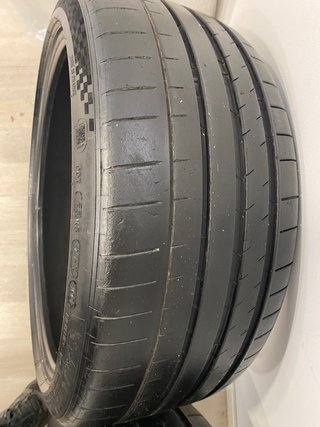 Michelin Pilot Sport 4 S Neumáticos