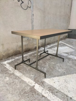 Mesa industrial madera y metal