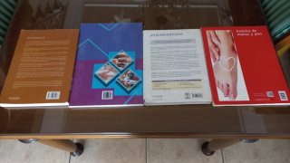 Libros de primero de FP Estetica grado medio