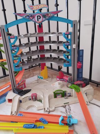 Garaje Hot Wheels Tiburón