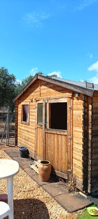 Caseta de madera rústica