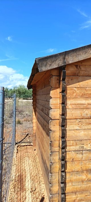 Caseta de madera rústica