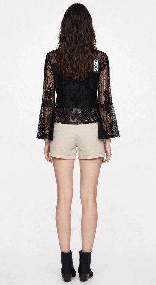 Blusa de encaje negra talla M