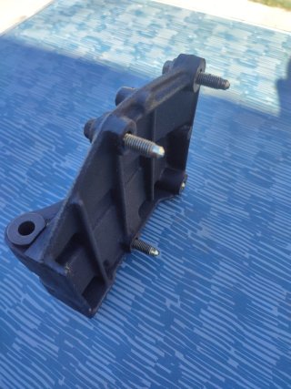 Soporte A/A Citroen Saxo 16v