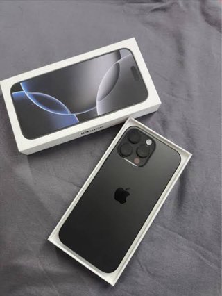 iPhone 16 Pro Max 512 GB – [Stato: Come nuovo.]