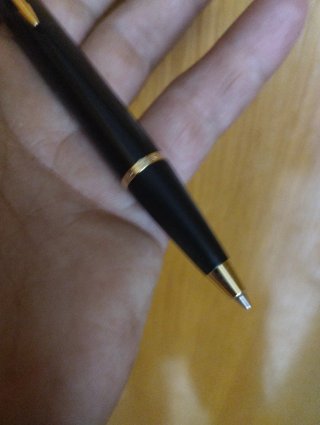 Bolígrafo Parker Negro y Dorado