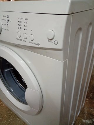 LAVADORA SCANDOMESTIC de 6 kg y 1200 rpm. Clase A