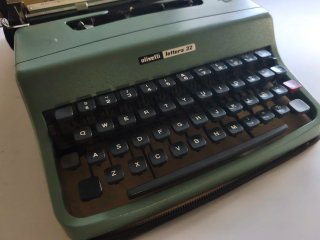 Colección máquinas de escribir antiguas