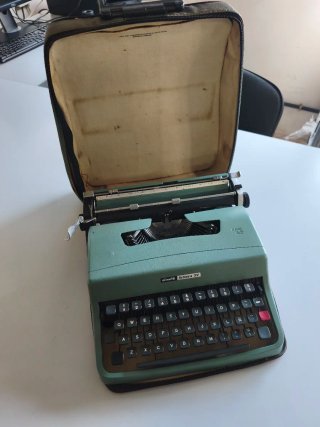Colección máquinas de escribir antiguas