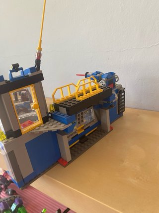 Lego Marvel Laboratorios AIM