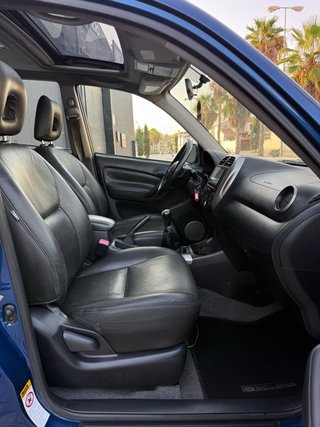Toyota RAV4 4x4 2.0 d4d