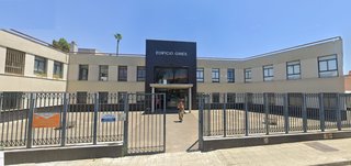 Alquiler oficina con garaje en edificio Gines