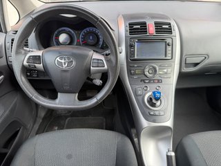 Toyota Auris 2012